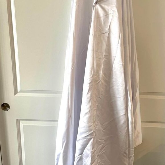 Satin Wedding Dress Bridal Gown with sleeves - Picture 6 of 10